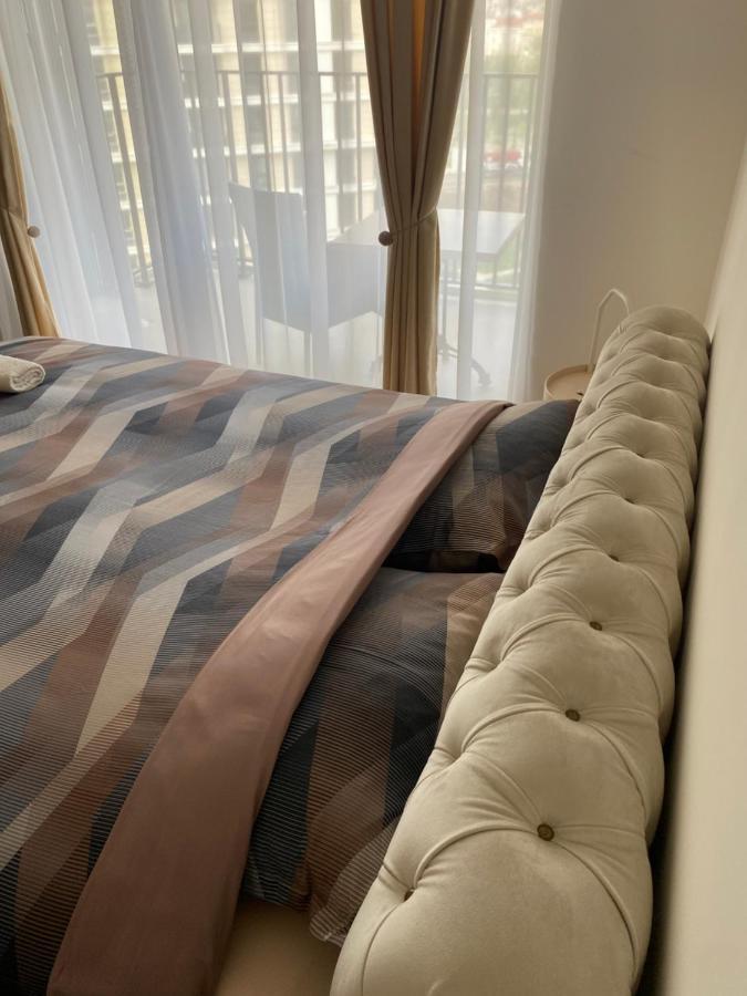 Apartment Symphony707 - Waterfront Belgrade