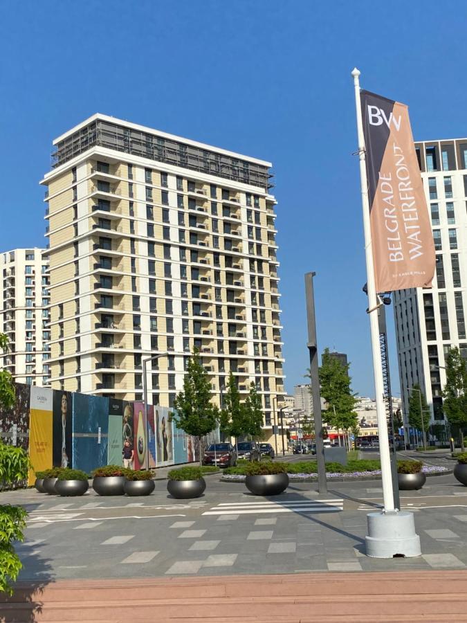 Apartment Symphony707 - Waterfront Belgrade